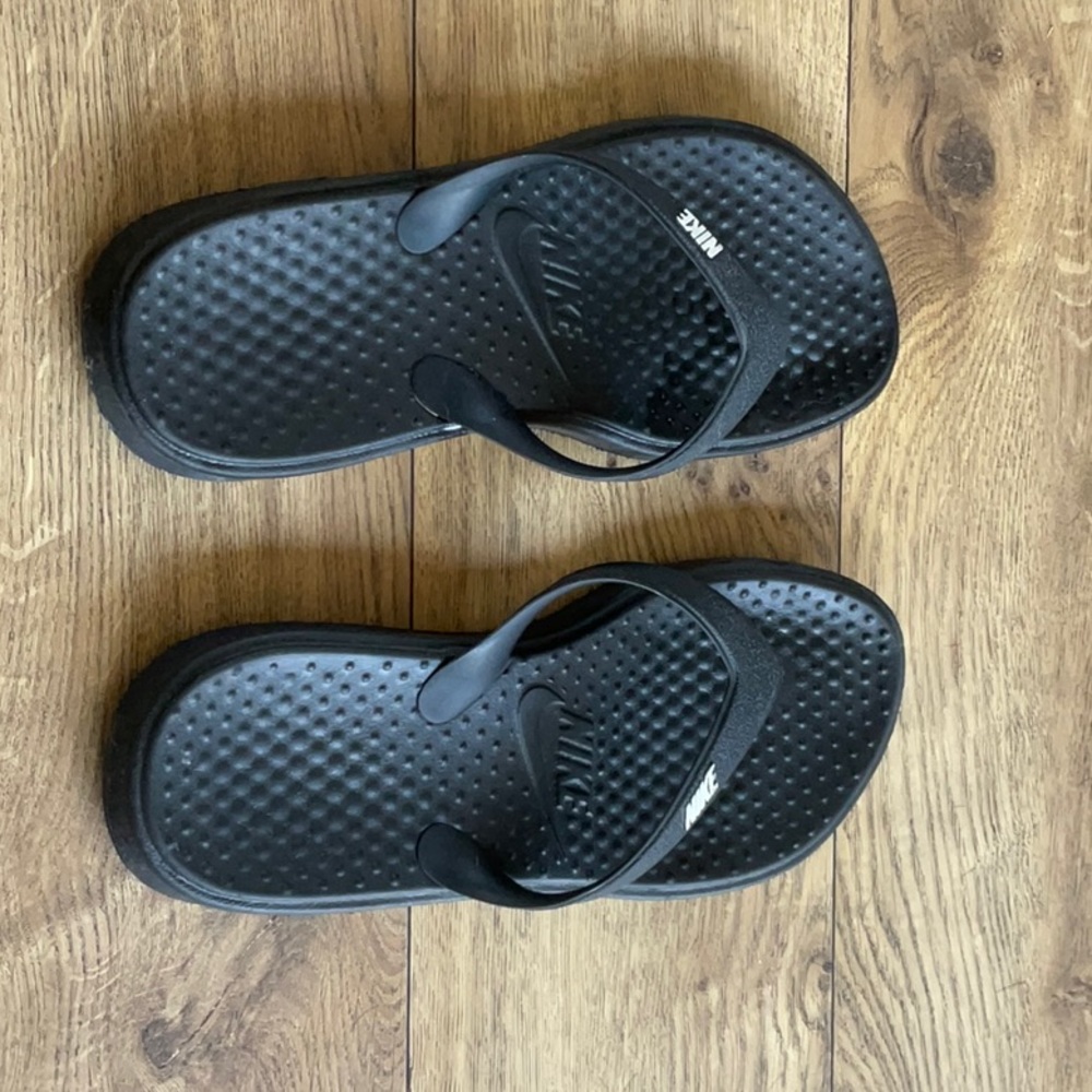 Nike sandal